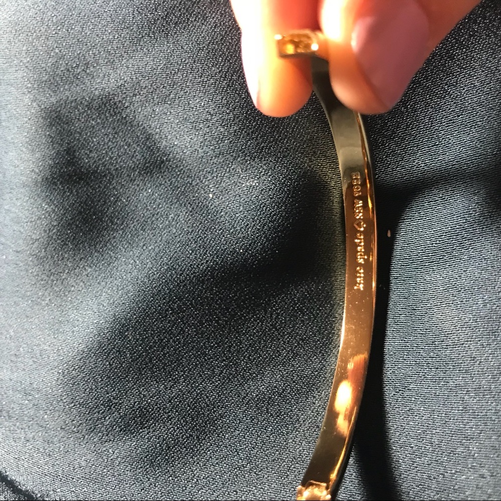 Kate Spade thin hinge spade bangle bright blue - Picture 7 of 8